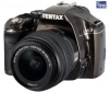 PENTAX K-x hnedá metalíza + objektiv DA L 18-55 mm f/3,5-5,6 + Pouzdro Zrcadlovka 15 X 11 X 14.5 CM + Pameťová karta SDHC 16 GB + Nabíječka 8H LR6 (AA) + LR035 (AAA) V002 + 4 baterie NiMH LR6 (AA) 2600 mAh