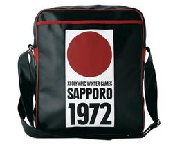 LOGOSHIRT Sapporo 1972 Taška pres rameno 30 cm černá