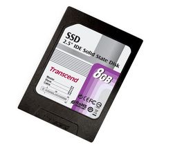 TRANSCEND Solid State Disk 8 GB - IDE + Distributor 100 mokrých ubrousku + Čistící stlačený plyn 335 ml