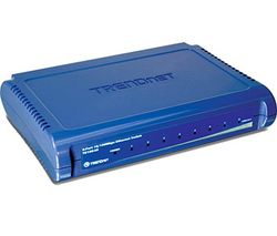 TRENDNET TE100-S8 10/100 Mbps Switch with 8 ports + Kabel Ethernet RJ45 zkrížený (kategorie 5) - 1m